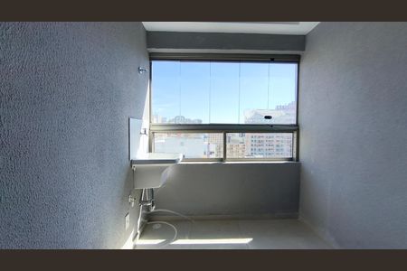 Studio para alugar com 23m², 1 quarto e sem vaga Studio para alugar com 23m², 1 quarto e sem vagaVaranda