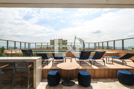 Studio para alugar com 23m², 1 quarto e sem vaga Studio para alugar com 23m², 1 quarto e sem vagaPiscina