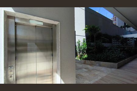 Studio para alugar com 23m², 1 quarto e sem vaga Studio para alugar com 23m², 1 quarto e sem vagaElevador externo