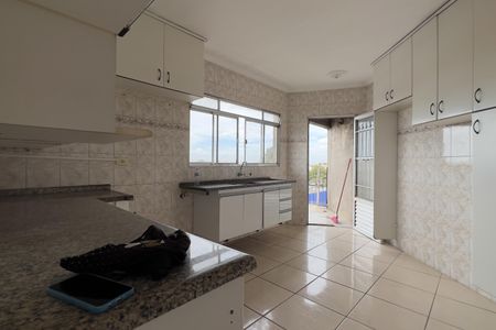 Casa para alugar com 110m², 2 quartos e sem vagaCozinha e Área de Serviço
