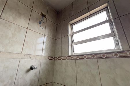 Casa para alugar com 110m², 2 quartos e sem vagaBanheiro