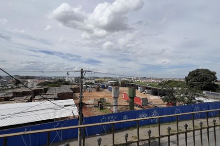 Vista do Quarto 1 de casa para alugar com 2 quartos, 110m² em Jardim Silvestre, Guarulhos