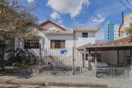 Casa para alugar com 250m², 3 quartos e 3 vagasFachada