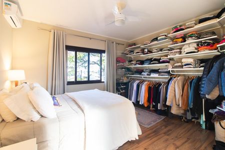 Casa à venda com 250m², 3 quartos e 3 vagas Casa à venda com 250m², 3 quartos e 3 vagasquarto 1
