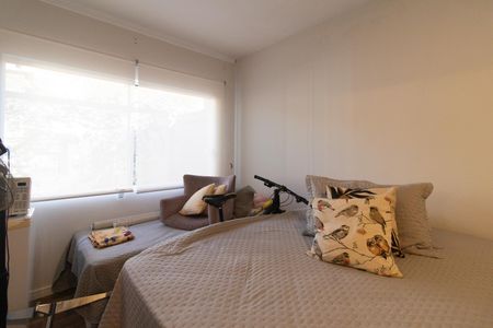 Casa à venda com 250m², 3 quartos e 3 vagas Casa à venda com 250m², 3 quartos e 3 vagasQuarto de Serviço