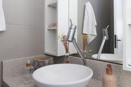 Casa à venda com 250m², 3 quartos e 3 vagas Casa à venda com 250m², 3 quartos e 3 vagasBanheiro de serviço