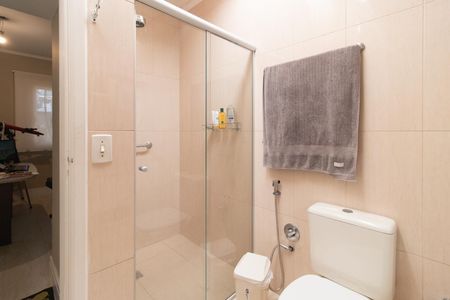 Casa à venda com 250m², 3 quartos e 3 vagas Casa à venda com 250m², 3 quartos e 3 vagasBanheiro 2