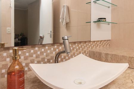 Casa à venda com 250m², 3 quartos e 3 vagas Casa à venda com 250m², 3 quartos e 3 vagasBanheiro 2