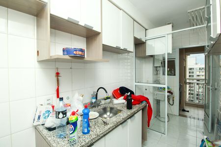 Apartamento à venda com 56m², 2 quartos e 1 vaga Apartamento à venda com 56m², 2 quartos e 1 vagaCozinha