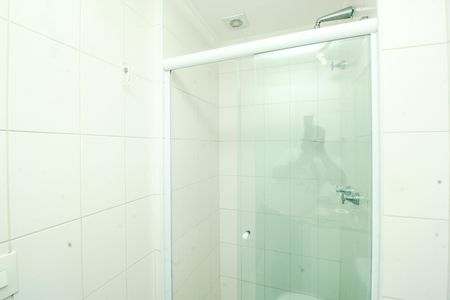 Apartamento à venda com 56m², 2 quartos e 1 vaga Apartamento à venda com 56m², 2 quartos e 1 vagaBanheiro
