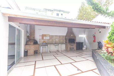 Apartamento à venda com 48m², 2 quartos e 1 vaga Apartamento à venda com 48m², 2 quartos e 1 vagaÁrea comum - Churrasqueira