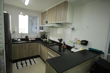 Apartamento à venda com 48m², 2 quartos e 1 vagaCozinha 