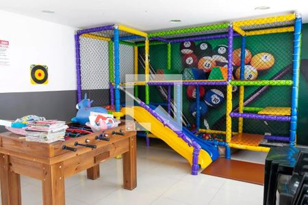 Apartamento à venda com 48m², 2 quartos e 1 vaga Apartamento à venda com 48m², 2 quartos e 1 vagaSala de jogos