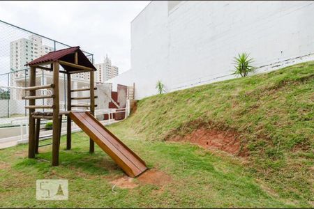 Apartamento à venda com 48m², 2 quartos e 1 vaga Apartamento à venda com 48m², 2 quartos e 1 vagaÁrea comum - Playground