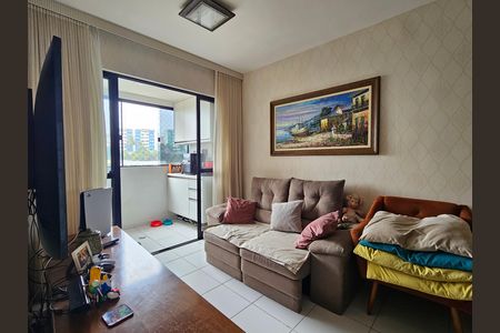 sala de apartamento para alugar com 2 quartos, 58m² em Boca do Rio, Salvador