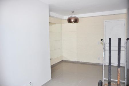 Apartamento para alugar com 49m², 2 quartos e 1 vagaDetalhe - Sala e Sala de Jantar