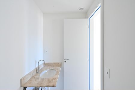 Apartamento à venda com 67m², 2 quartos e 1 vagaBanheiro Social