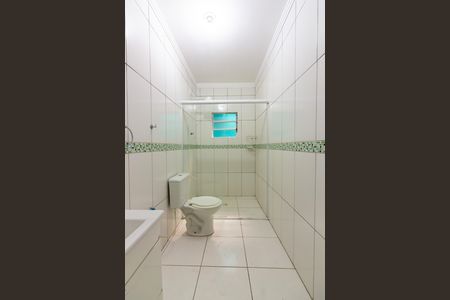 Casa à venda com 220m², 3 quartos e 2 vagas Casa à venda com 220m², 3 quartos e 2 vagasBanheiro 3