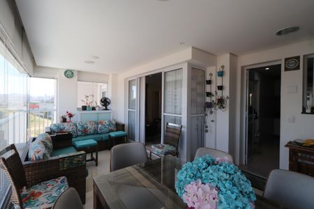 Apartamento à venda com 131m², 3 quartos e 2 vagasSacada