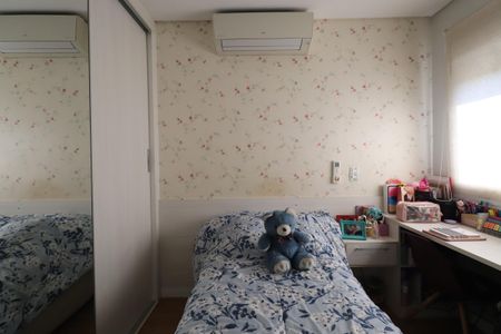 Apartamento à venda com 131m², 3 quartos e 2 vagasQuarto 2 - Suíte