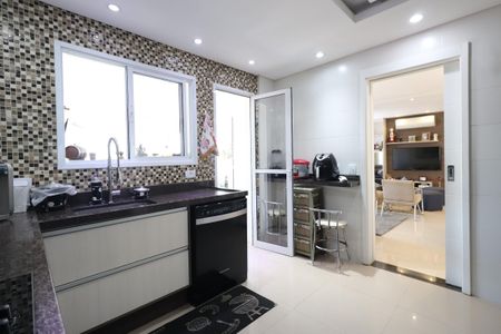 Apartamento à venda com 131m², 3 quartos e 2 vagasCozinha
