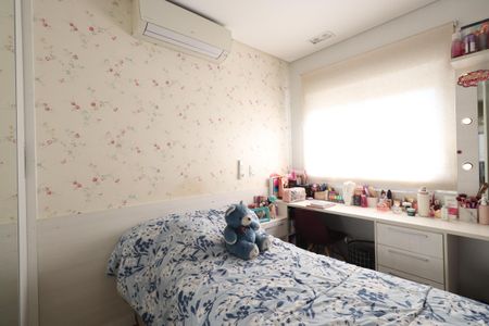 Apartamento à venda com 131m², 3 quartos e 2 vagasQuarto 2 - Suíte