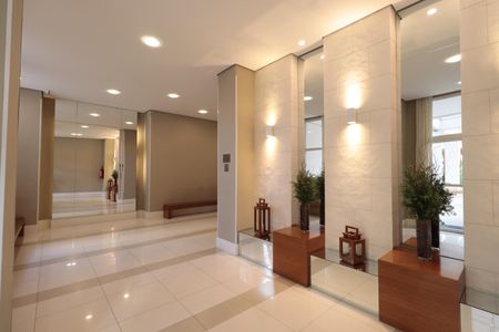 Apartamento à venda com 131m², 3 quartos e 2 vagasHall social