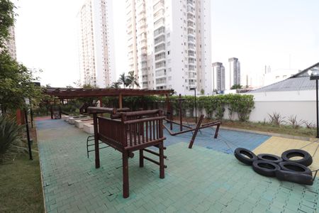 Apartamento à venda com 131m², 3 quartos e 2 vagasÁrea comum - Playground