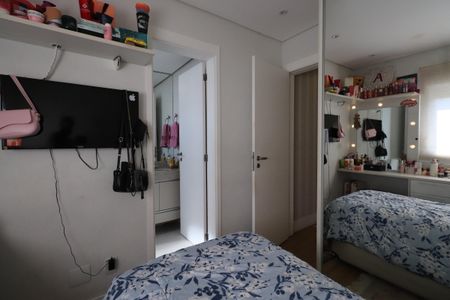 Apartamento à venda com 131m², 3 quartos e 2 vagasQuarto 2 - Suíte