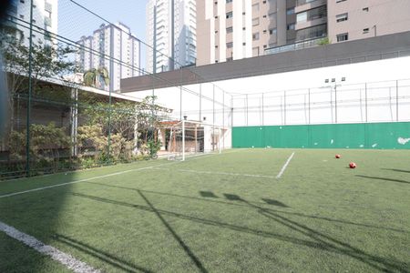 Apartamento à venda com 131m², 3 quartos e 2 vagasCampo de futebol