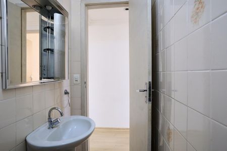Apartamento à venda com 57m², 3 quartos e sem vagaBanheiro