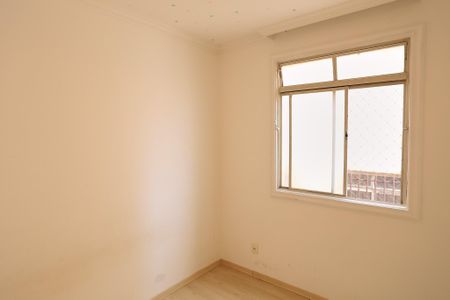 Apartamento à venda com 57m², 3 quartos e sem vagaQuarto 2