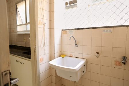 Apartamento à venda com 57m², 3 quartos e sem vagaÁrea de Serviço