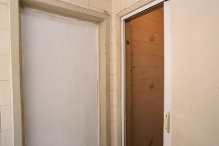 Apartamento à venda com 57m², 3 quartos e sem vagaÁrea de Serviço