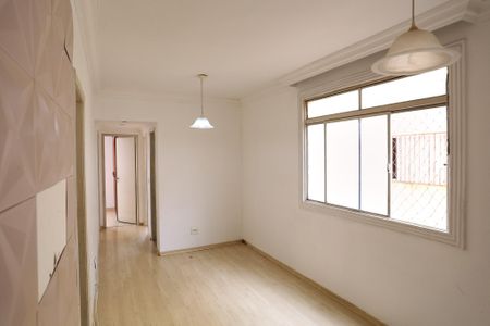 Sala de apartamento à venda com 3 quartos, 57m² em Sagrada Família, Belo Horizonte