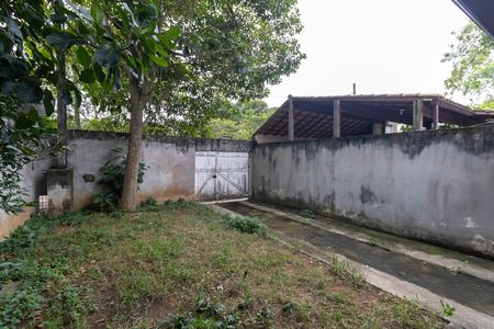 Casa para alugar com 180m², 3 quartos e 3 vagas Casa para alugar com 180m², 3 quartos e 3 vagasQuintal