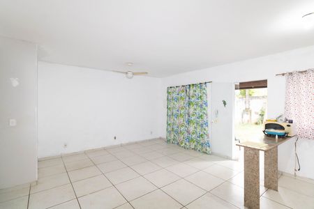 Sala/Cozinha de casa para alugar com 3 quartos, 180m² em Guaratiba, Rio de Janeiro
