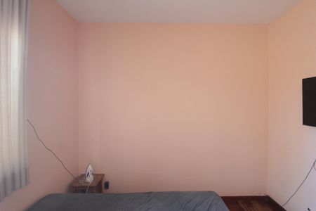 Casa à venda com 170m², 3 quartos e 2 vagasSuíte