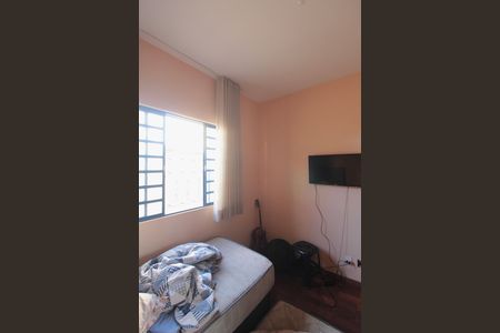 Casa à venda com 170m², 3 quartos e 2 vagasQuarto