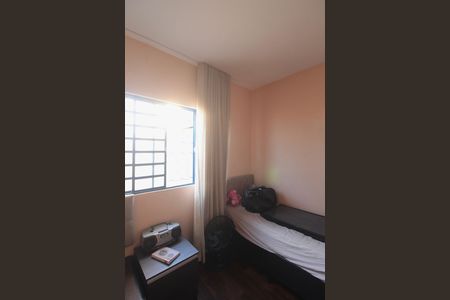 Casa à venda com 170m², 3 quartos e 2 vagasQuarto