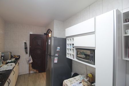 Casa à venda com 170m², 3 quartos e 2 vagasCozinha