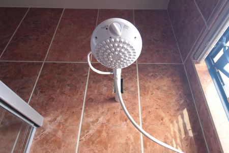 Casa à venda com 170m², 3 quartos e 2 vagasBanheiro da Suíte