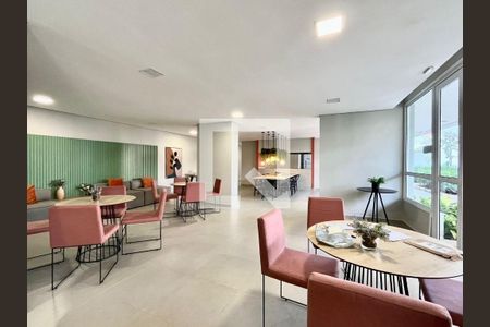 Apartamento à venda com 55m², 2 quartos e 1 vaga