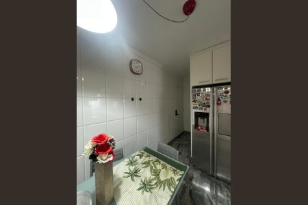 Cozinha de apartamento à venda com 4 quartos, 143m² em Vila Augusta, Guarulhos
