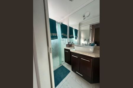 Apartamento à venda com 143m², 4 quartos e 2 vagas Apartamento à venda com 143m², 4 quartos e 2 vagasBanheiro