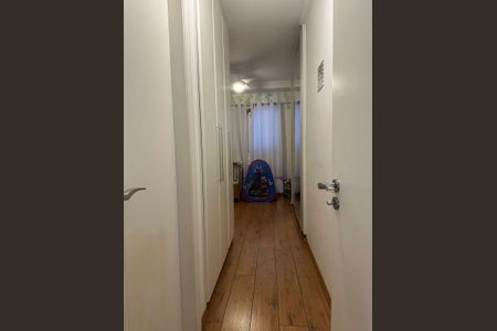 Corredor de apartamento à venda com 4 quartos, 143m² em Vila Augusta, Guarulhos