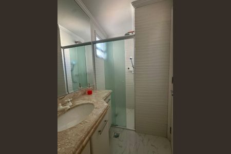Apartamento à venda com 143m², 4 quartos e 2 vagas Apartamento à venda com 143m², 4 quartos e 2 vagasBanheiro