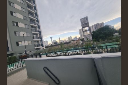 Apartamento à venda com 34m², 2 quartos e sem vagaÁrea comum