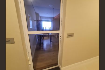 Apartamento à venda com 34m², 2 quartos e sem vagaÁrea comum