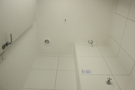 Apartamento à venda com 34m², 2 quartos e sem vagaBanheiro 